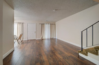 420-#4 Corcoran Ave_10