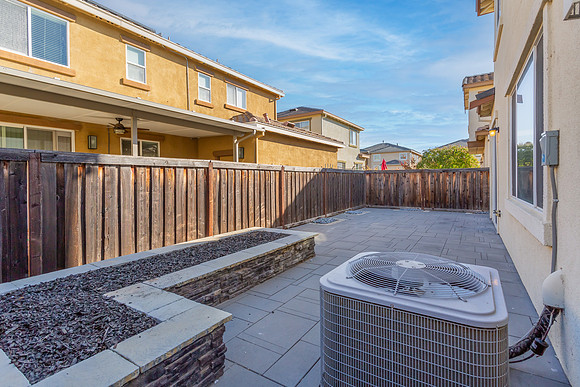 584 Del Mar Cir_05