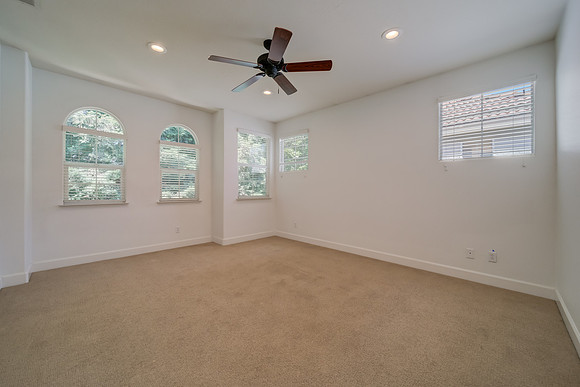 5085 Moscato Court_31