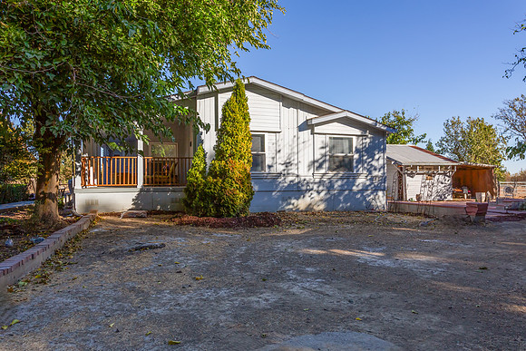 12215 County Road 84A_15