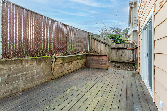 47 Parrott St_110