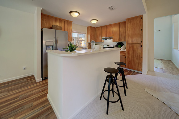 910 Southdown Court_22