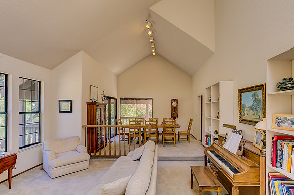 4589 McCready Court_31