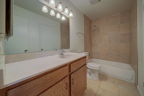 47 Parrott St_134
