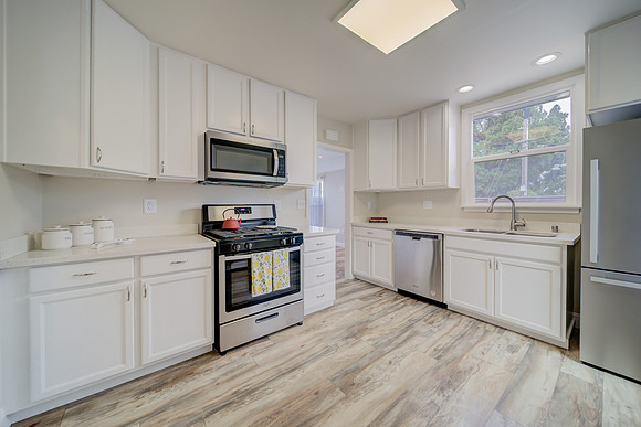 2328 Napa Street_22