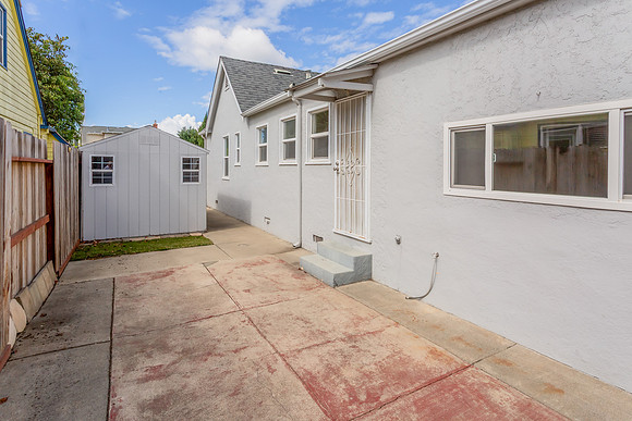 2328 Napa Street_110