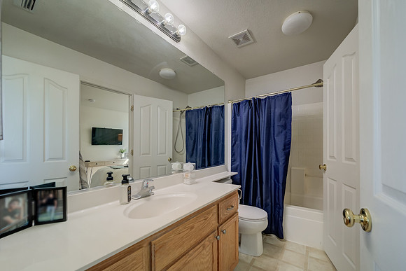 524 Feather River Way_40