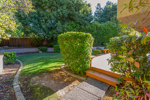3316 Colonial Ct_105