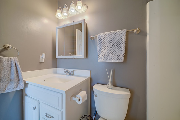 185 Dover Way_31