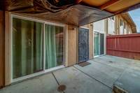 420-#4 Corcoran Ave_06