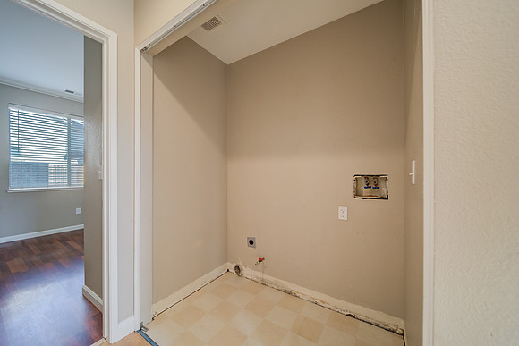 1678 Autumnwood Court_45