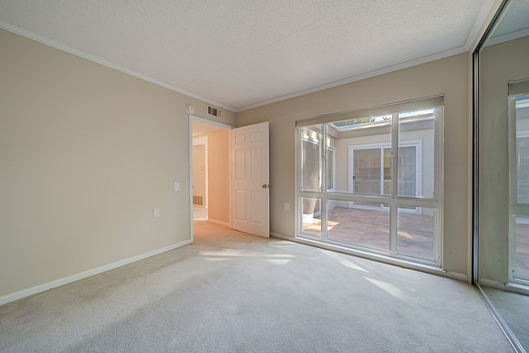 1221 Oakmont Drive, Unit 2_120