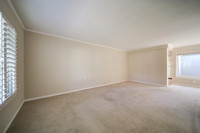 1221 Oakmont Drive, Unit 2_06