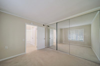 1221 Oakmont Drive, Unit 2_15