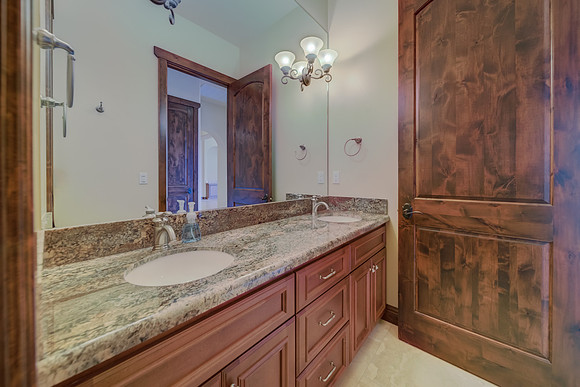709 Saddle Ridge Wy_223