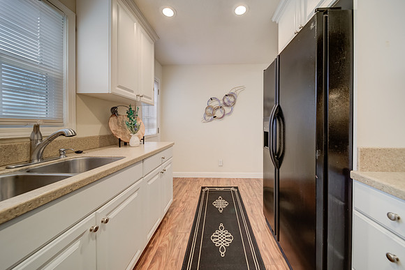 2728 Capistrano Street_22