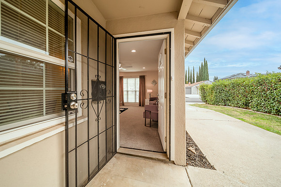 2728 Capistrano Street_12