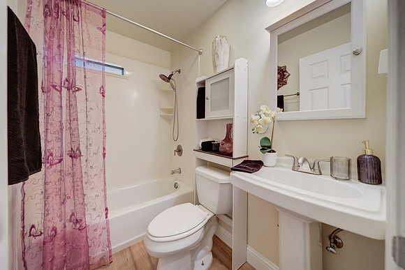 2728 Capistrano Street_25