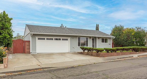 818 Ashwood Avenue_02