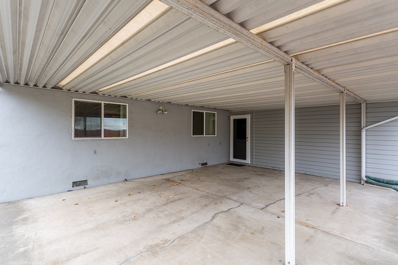 818 Ashwood Avenue_05