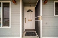 818 Ashwood Avenue_11