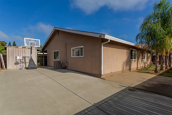 2640 Kansas Way_07