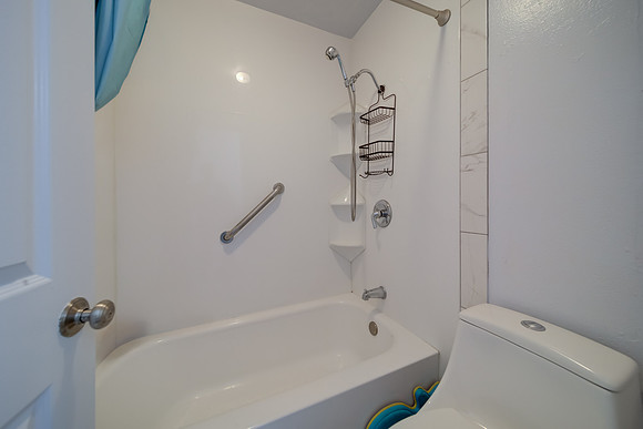 2640 Kansas Way_35