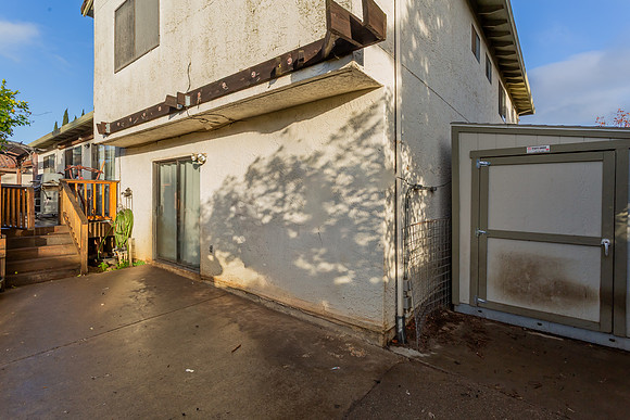 989 Suffolk Way_08