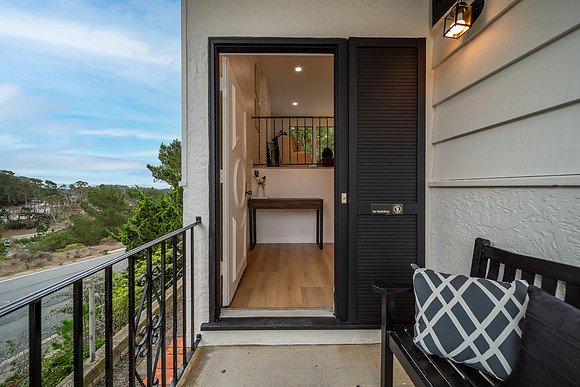 100 Alameda Place_11