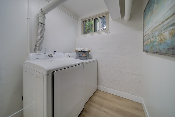 100 Alameda Place_45
