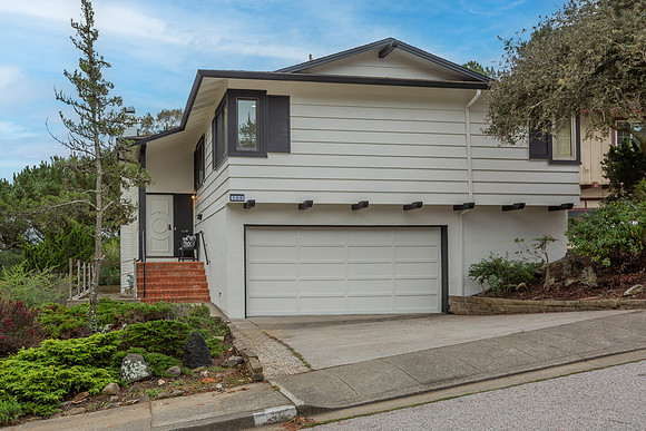 100 Alameda Place_102