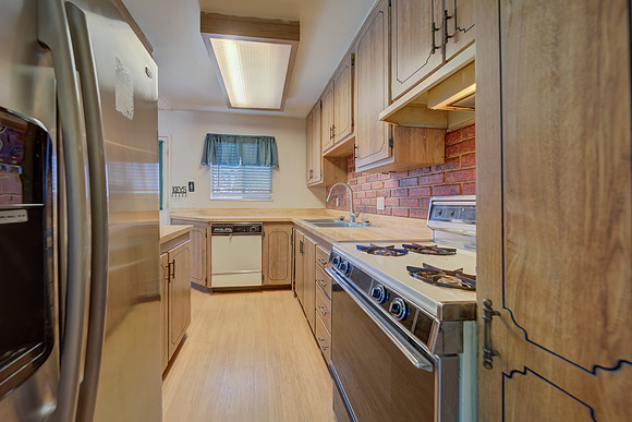 490 Pear Tree Lane_24