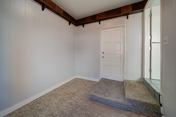 2037 San Luis Street_24