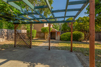 490 Pear Tree Lane_06