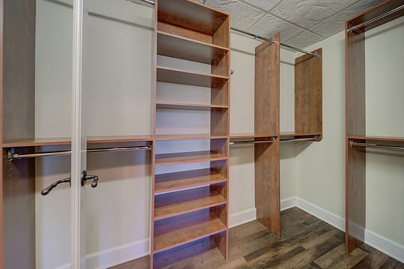 1110 Waltz Court_11