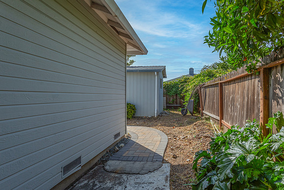 2160 Frederick Street_05