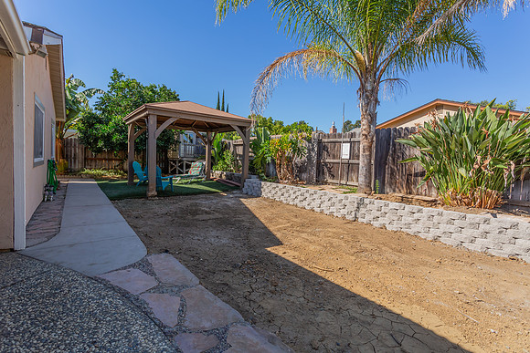 148 Ralph Ave-B_101