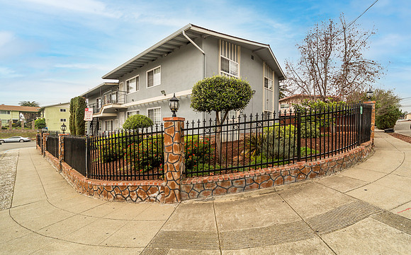 1685-A Maubert Ct_01