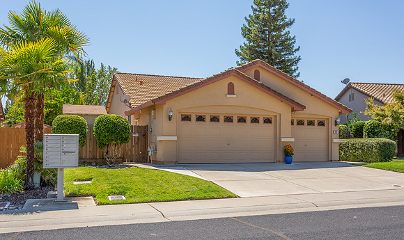 325 Hadnall Ct_03