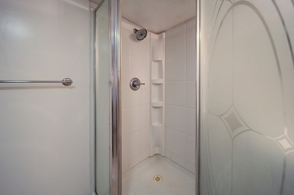 3217 Helen Street_121