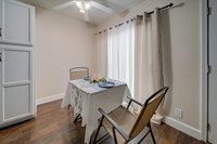 420-#4 Corcoran Ave_15
