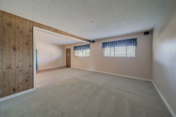 490 Pear Tree Lane_17