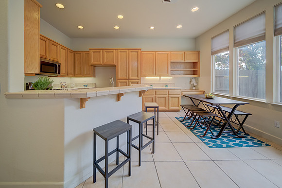 8905 Chantilly Ct_115