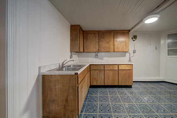 3217 Helen Street_23