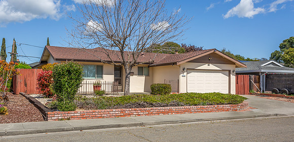 368 Lily Street_02