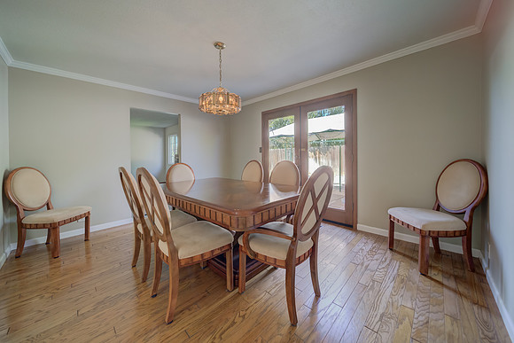 2037 San Luis Street_118