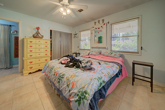 1812 Utah Street_24