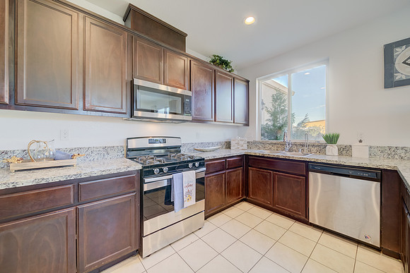 1235 Golden Angel Way_19