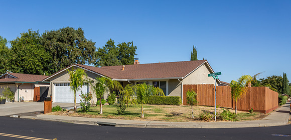 185 Dover Way_102