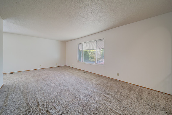 146 Carlsbad Cir_23